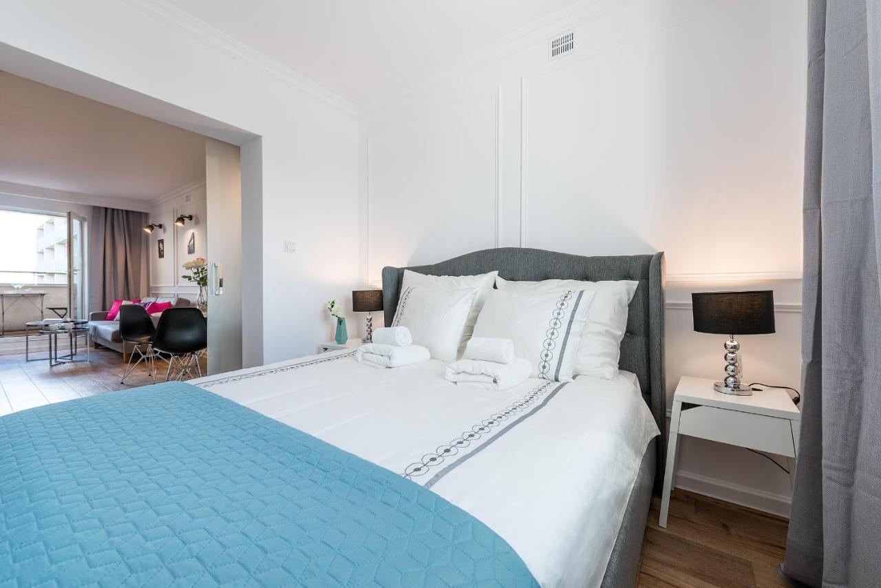 Poznanska Serviced Apartments Варшава Екстериор снимка