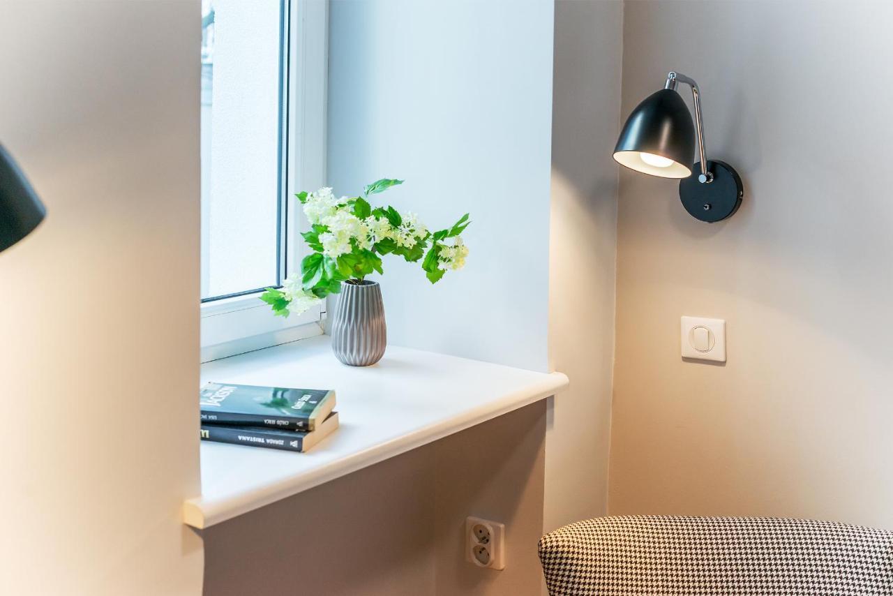 Poznanska Serviced Apartments Варшава Екстериор снимка