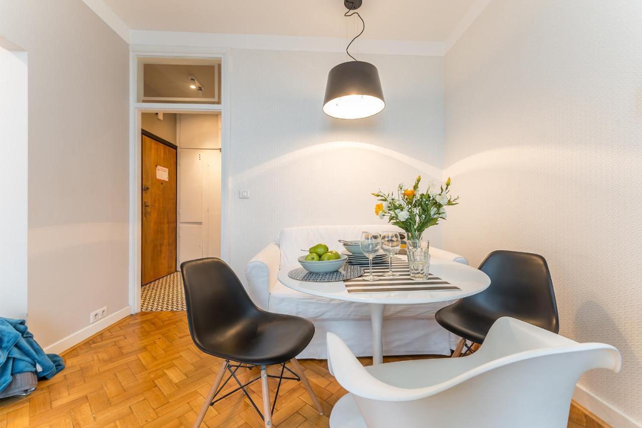 Poznanska Serviced Apartments Варшава Екстериор снимка